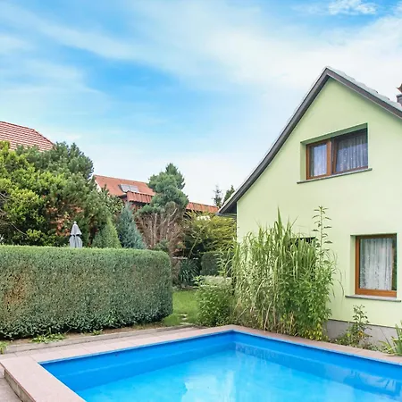 Ferienhaus 2 Bedroom Cozy In *