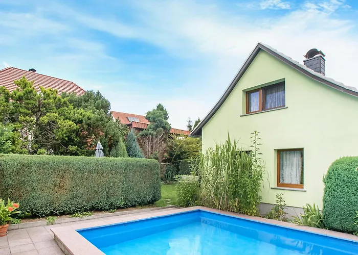 Dom wakacyjny 2 Bedroom Cozy In *